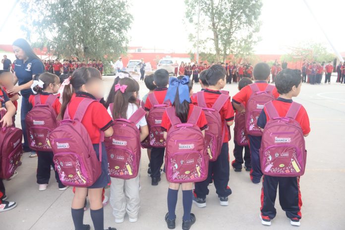 Entrega Servicios Públicos 640 mochilas a estudiantes de Ciudad Juárez – ADN