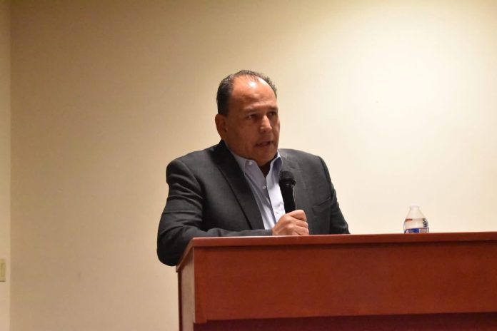 Analizan en Ciudad Juárez el impacto de la inteligencia artificial y los semiconductores