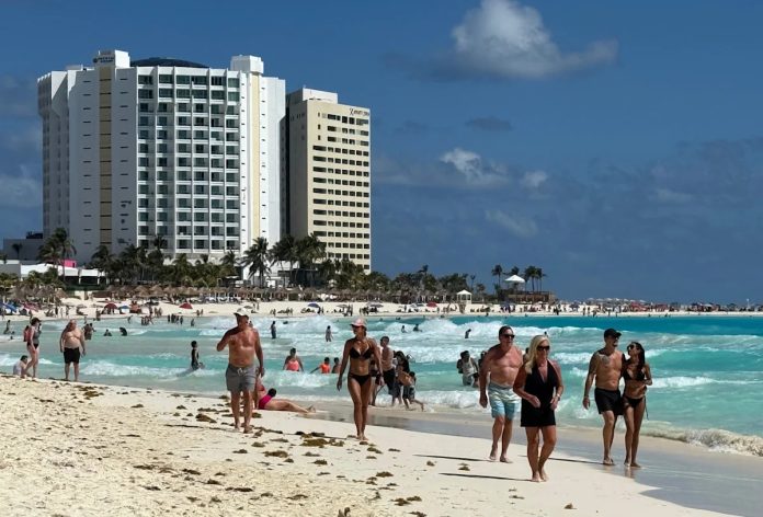 El turismo internacional en México crece un 1,3 % interanual en agosto