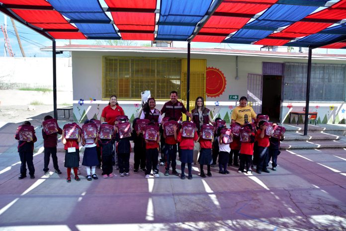 Entrega Gobierno Municipal mil 250 mochilas a estudiantes de Ciudad Juárez – ADN
