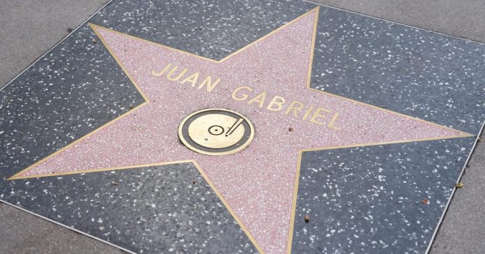 Recuerdan a Juan Gabriel a una década de su muerte en Ciudad Juárez